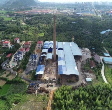 湖南武岡高危煙囪群控爆拆除行動(dòng)